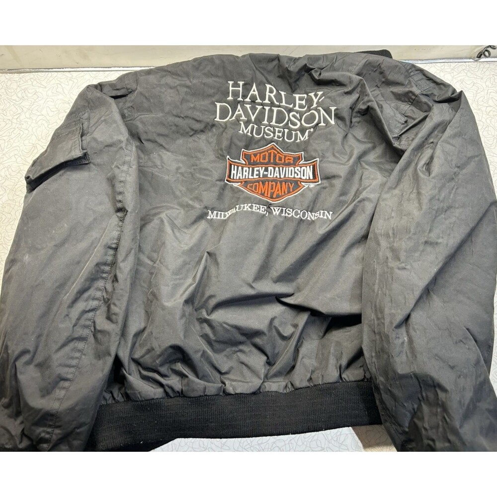 Size XL Mens Harley-Davidson Museum of Milwaukee WI Full Zip Up Jacket Black EUC